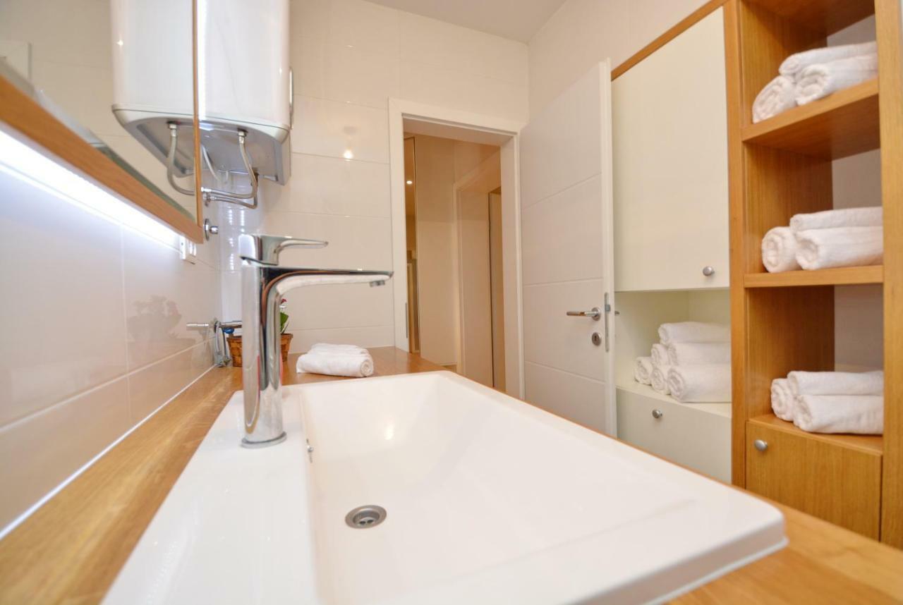 Spacious Premium Apt Lipotica With Oldtown View - Have A Memorable Holiday Zadar Luaran gambar